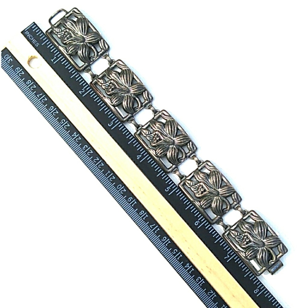 c.1940s Sterling Silver Lily Panel Link Bracelet - Picture 6 of 8